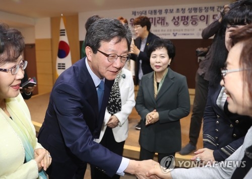 유승민 "기존 입장 아무것도 변한 것 없다"…'독자 완주' 재천명 - 1