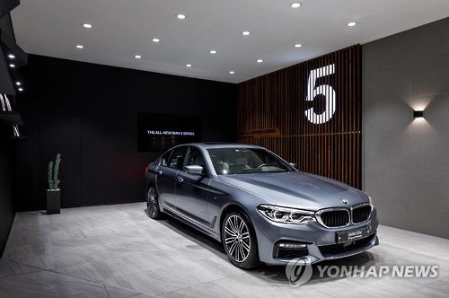 BMW 5시리즈 일부, 시판차보다 작은 타이어로 연비인증(종합) - 1