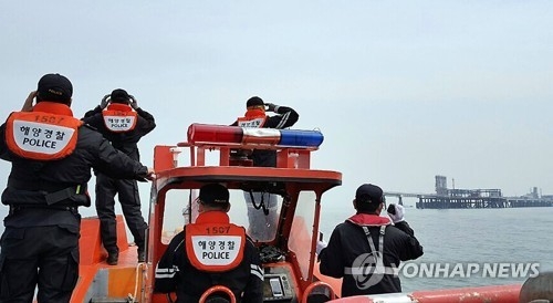 어로활동 어민 해상 추락 '실종'…태안해경 수색