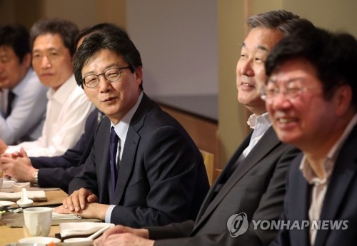 野3당, 여권발 '통합정부 입각설'에 "저급한 분열 정치공작" - 3