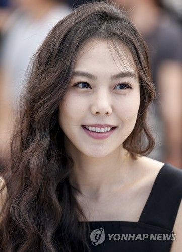 21일 칸영화제 찾은 김민희
