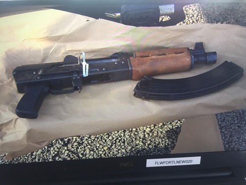 총격 용의자가 범행에 사용한 `AK-47 소총'