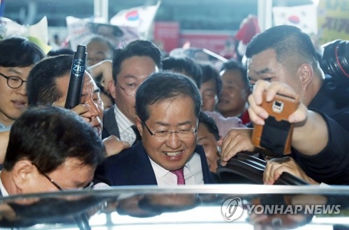 돌아온 홍준표