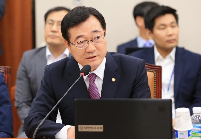 민홍철 국회의원