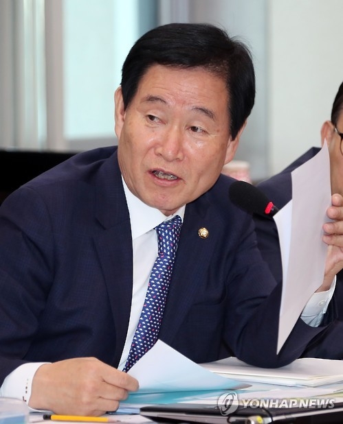 곽대훈 "백운규 부부, 보증금 5천600만원 헬스클럽 회원권 보유" - 1