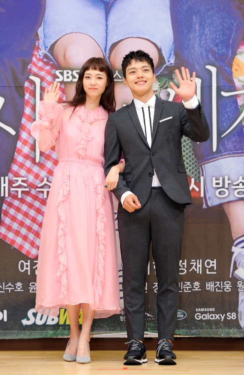 SBS '다시 만난 세계'의 이연희-여진구