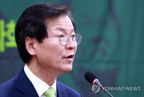 국민의당 당권주자 치열한 공방…安 출마에 千·鄭 '맹폭' - 2