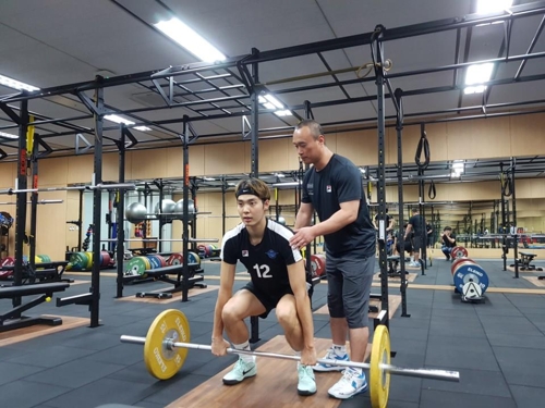 훈련 중인 조재영