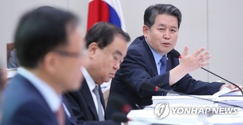 외통위 文대통령 레드라인 발언 공방…與 "적절" vs 野 "잘못" - 1