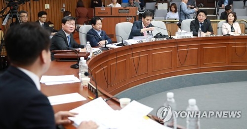 김명수 청문회 2라운드…국제인권법연구회 또 논란 - 2