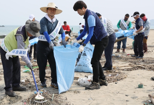 신고리 5·6호기 건설종사자 환경정화 캠페인
