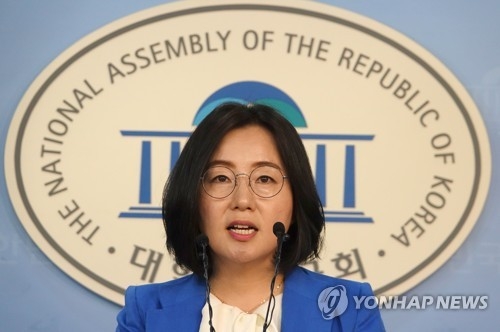 與 "김영란법 1년, 청렴에 근본적 변화…매출감소엔 해법 필요" - 1