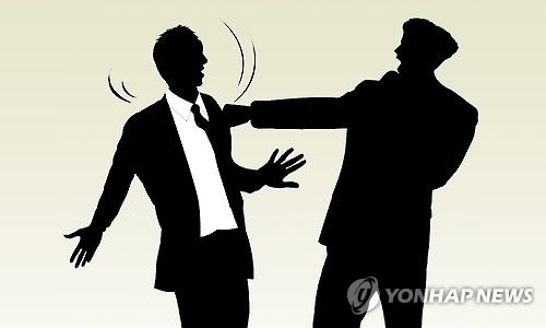 때리고 보니 모르는 사람…30대 출소 한 달만에 철창행 - 1