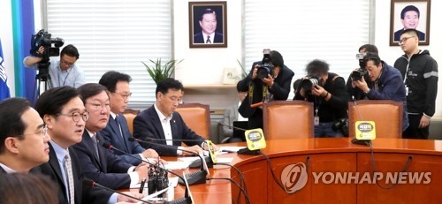 與, 중도통합론에 개혁입법연대 구상 차질…입법·예산에 영향 - 1