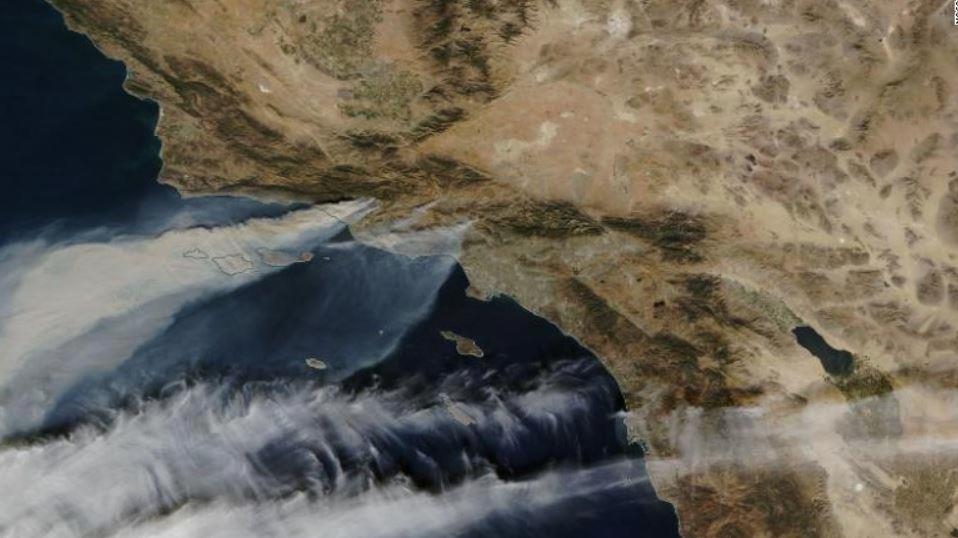 캘리포니아 산불 NASA 촬영 사진