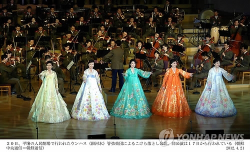 2012년 은하수관현악단 공연 모습