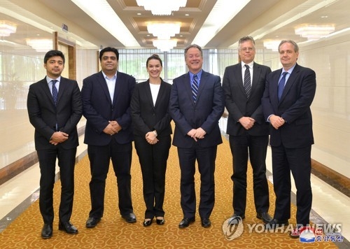 북한 방문한 세계식량계획 집행국장 일행