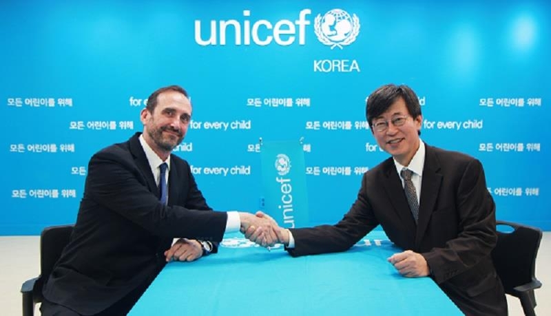 게리 스탈(왼쪽) 유니세프 민간모금·협력국장