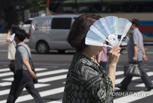 이총리 "유명 대기업 내부 이상한 행태…일대 각성 촉구" - 3