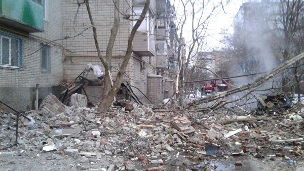 가스 폭발로 부서진 아파트 모습 [리아노보스티=연합뉴스]