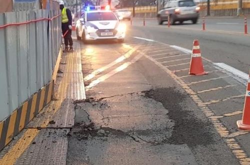 주변 도로 갈라짐 현상