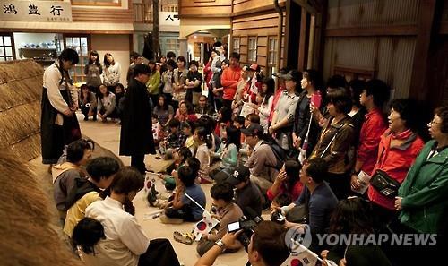 치열했던 삶과 마주하는 군산 근대역사박물관