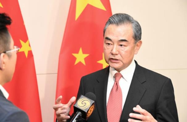 미중 무역 갈등에 대한 중국 입장 설명하는 왕이 중국 외교 담당 국무위원