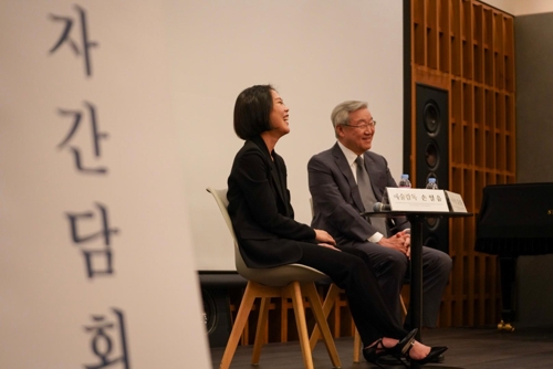 평창대관령음악제 손열음 예술감독과 김성환 강원문화재단 이사장