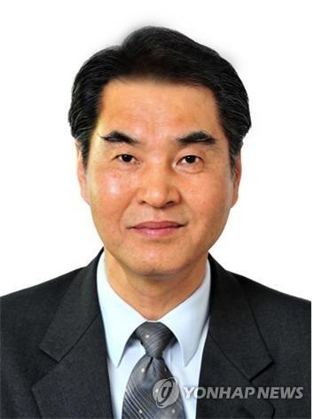 노훈 한국국방연구원장