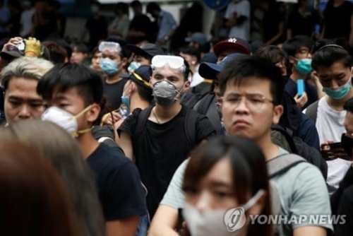 범죄인 인도 법안 저지를 위해 거리로 나선 홍콩 시민들