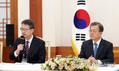문 대통령과 조성부 연합뉴스 사장