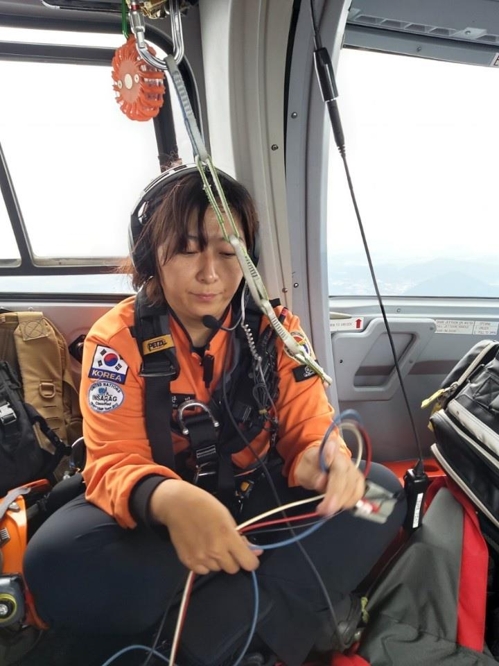 구조활동 펼치는 박단비 구급대원
