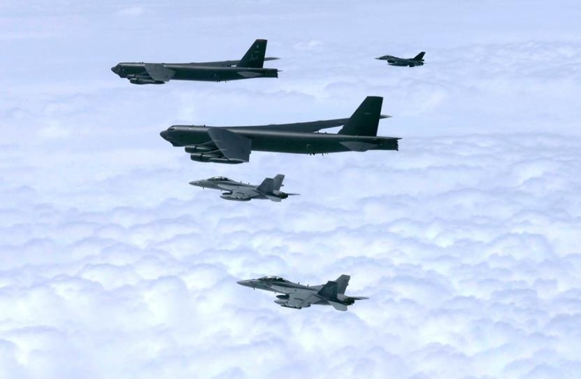B-52H 일본 항공자위대와 훈련