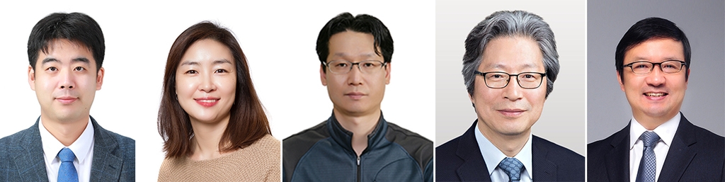 왼쪽부터 주영석 교수, 이주현 박사, 최병선 과장, 고규영 단장, 김영태 교수
