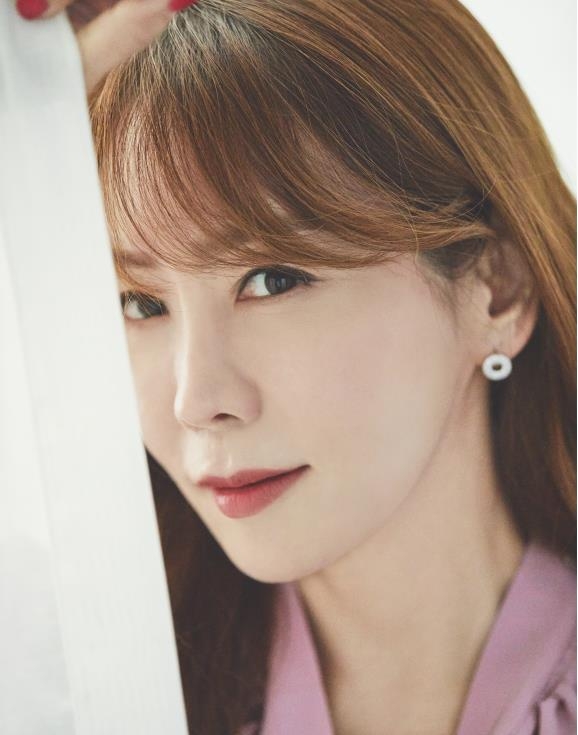 배우 김정은