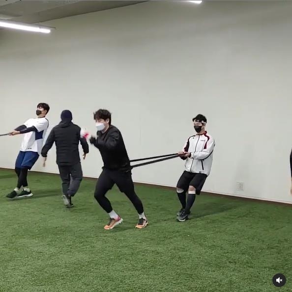제주도 서귀포에서 훈련하는 선수들