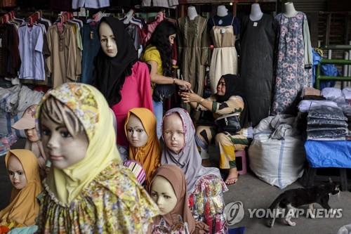 자카르타 시내 '타나 아방 시장'