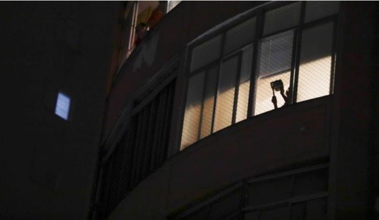 브라질 대통령 비난 '냄비 시위'
