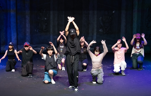 K-문화로 뭉친다…김해서 2025 동아시아 청소년 문화제 개막