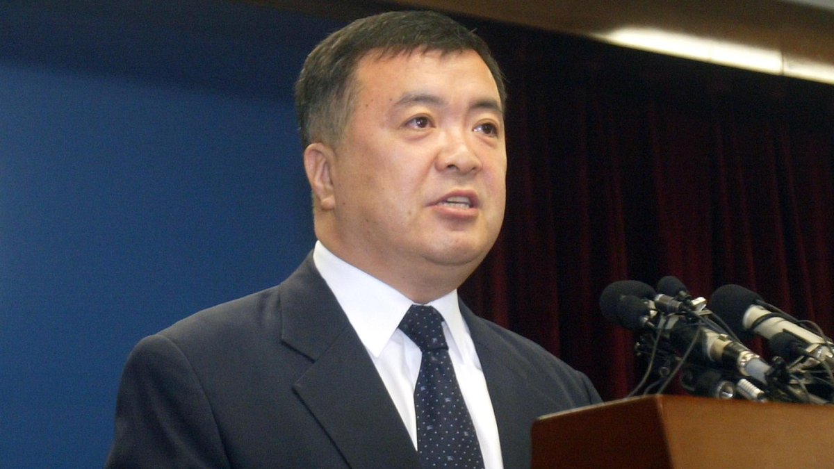 논두렁 시계 논란 이인규 전 중수부장 귀국