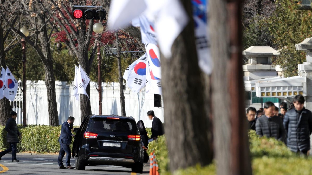 文정부 두번째 靑 압수수색…추가 강제수사 예상