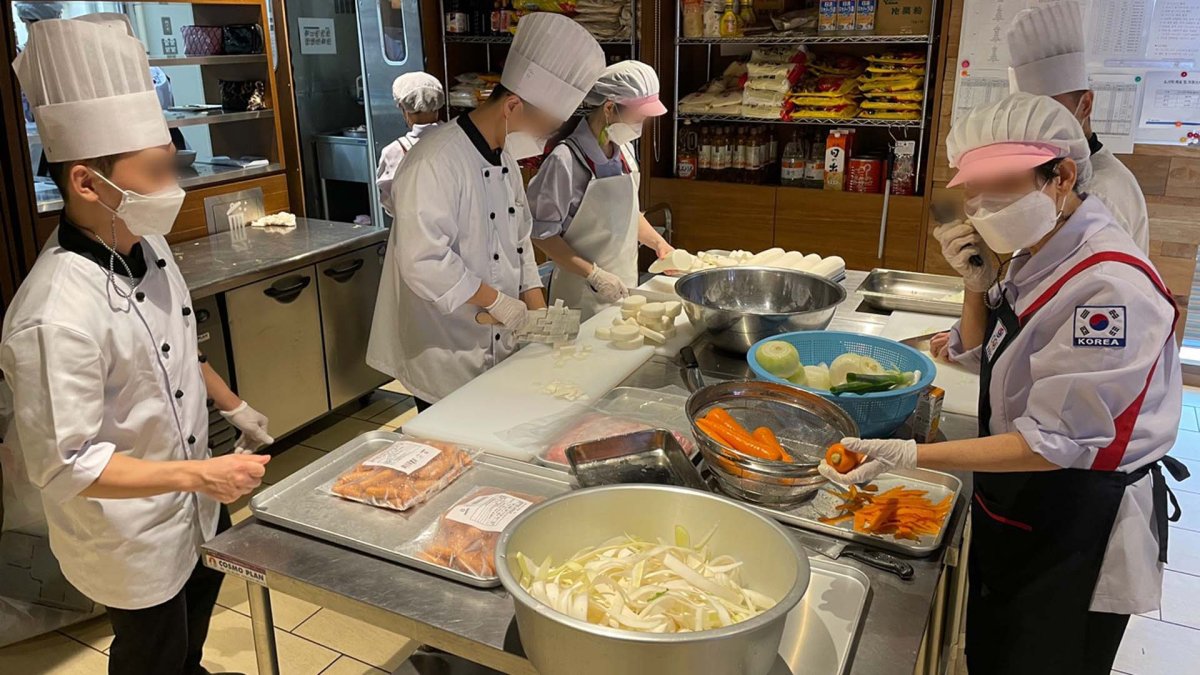 "日, 한국에 급식센터 관련 '행동 개선' 대응 요청"