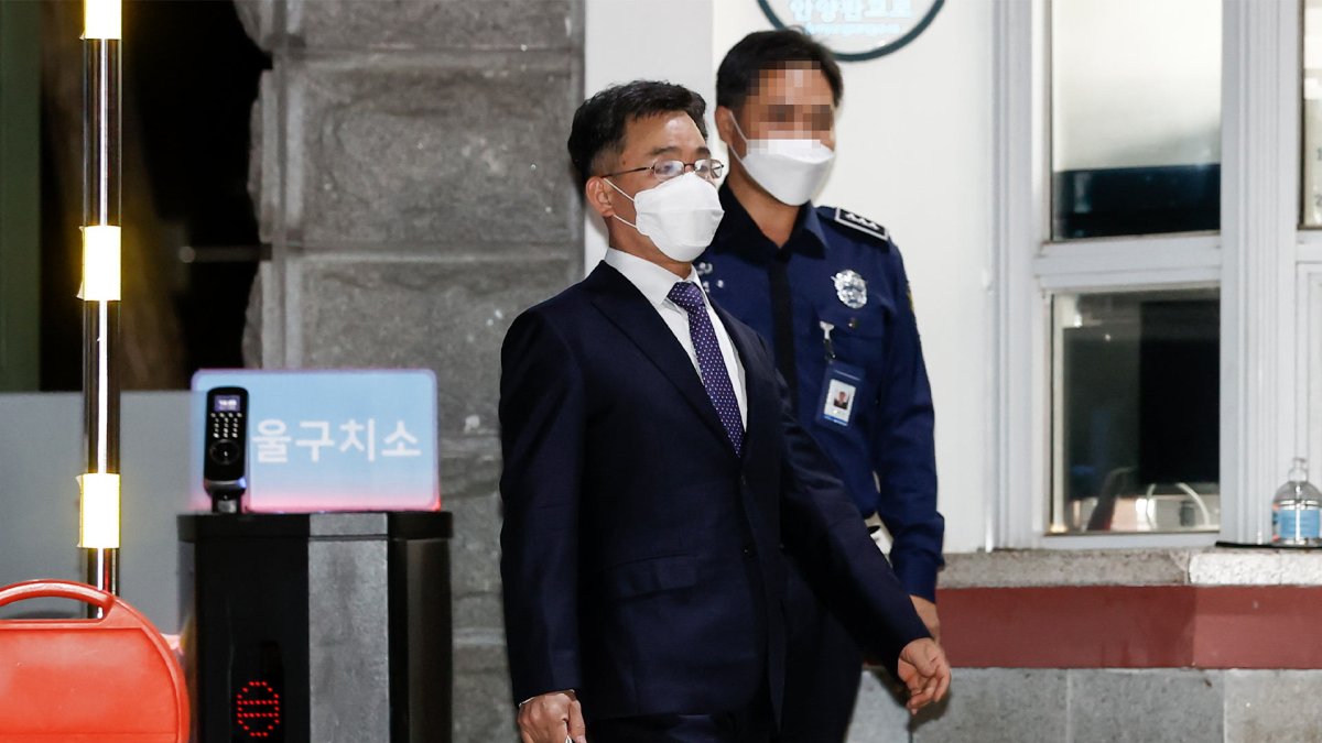 김만배 영장 기각…"구속 필요성 소명 안돼"