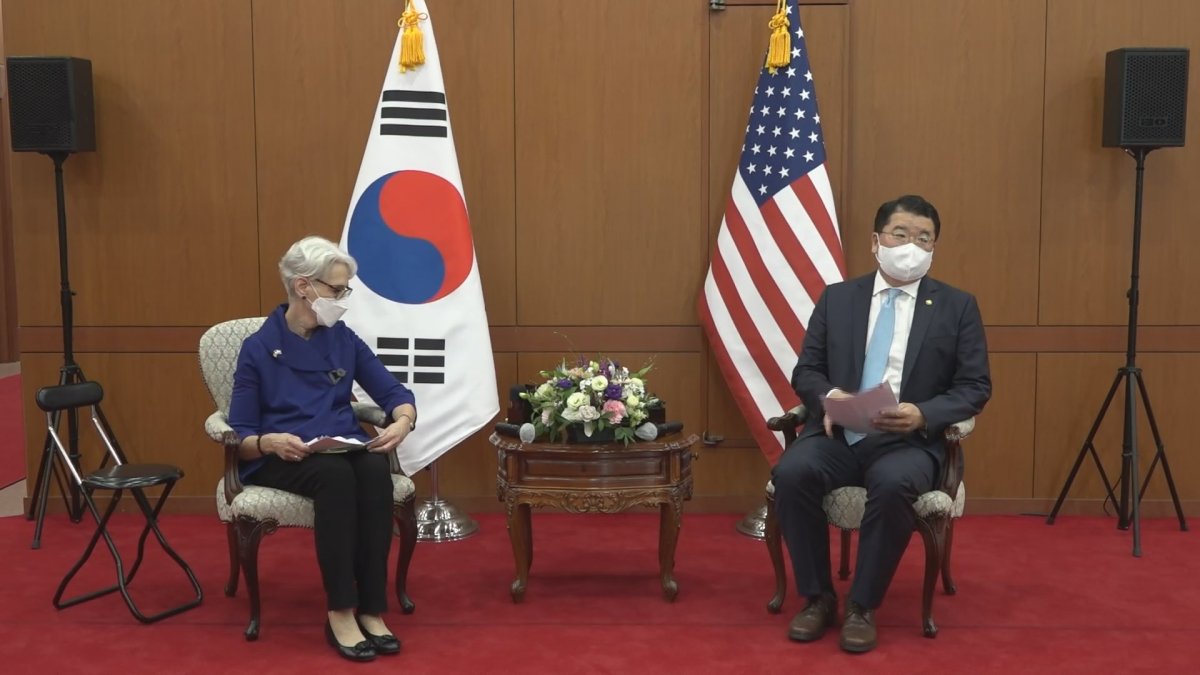 "한미, 종전선언 비핵화 문구 놓고 교착…조율 막바지"