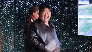 [속보] 김정은, 핵반격전술훈련 지도…"전술핵 운용 다중화"