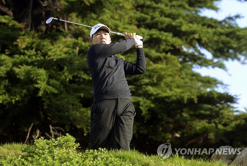 2라운드에서 맹타를 휘두를 강성훈 (AP=연합뉴스)