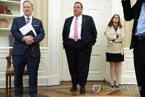 백악관 `구원등판설' 나오는 크리스티 주지사