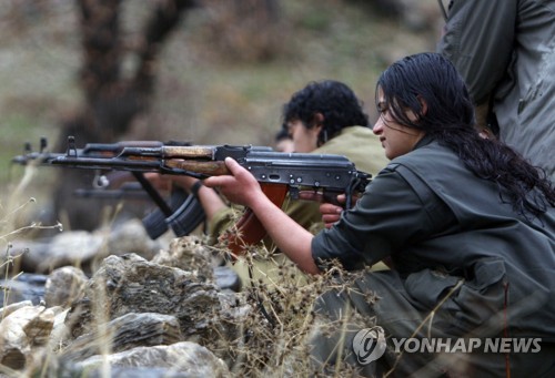 이라크 북부 칸딜에서 훈련하는 PKK