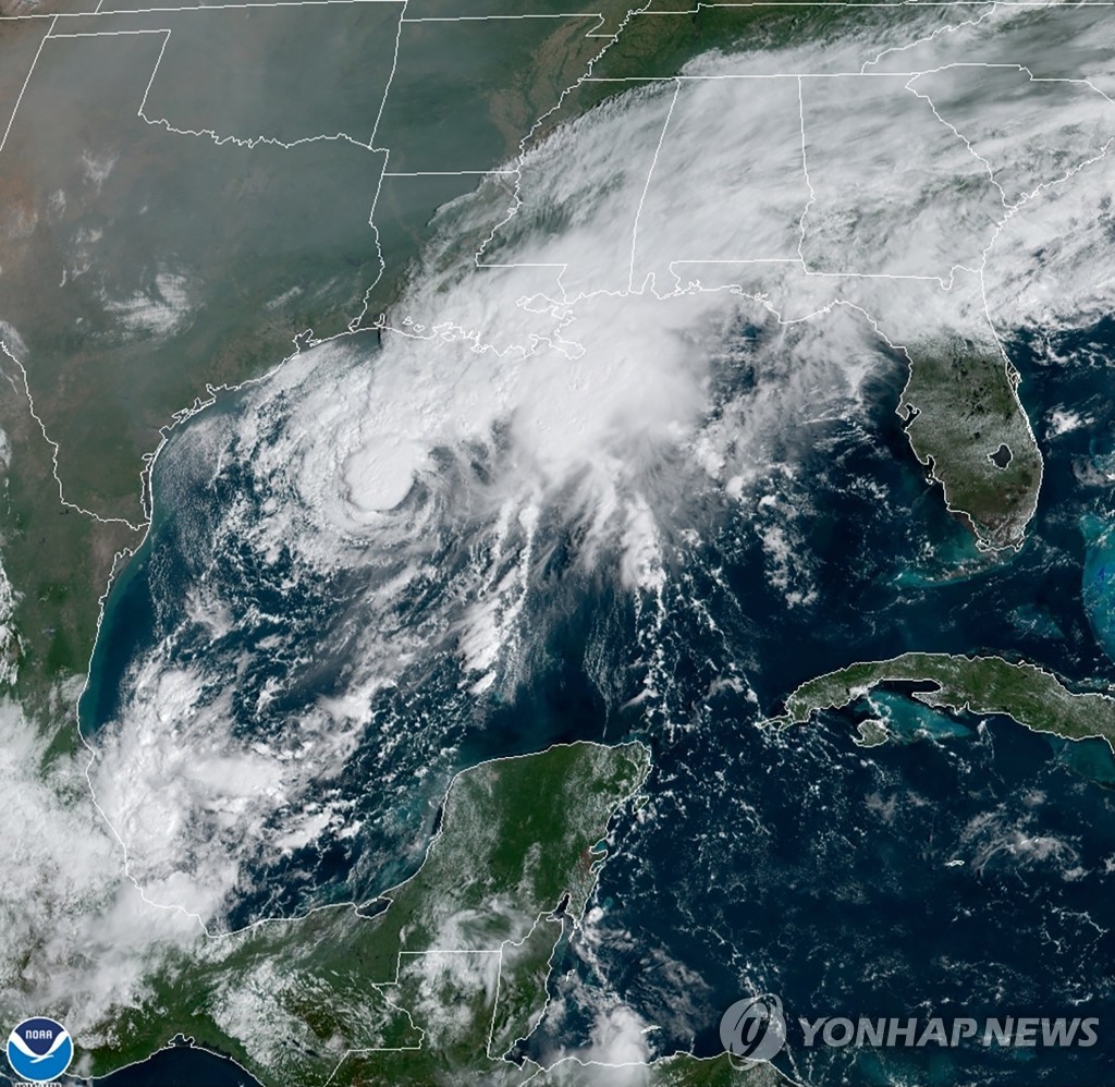 미국 남부 해안에 상륙할 것으로 예보된 열대성 폭풍 '베타'