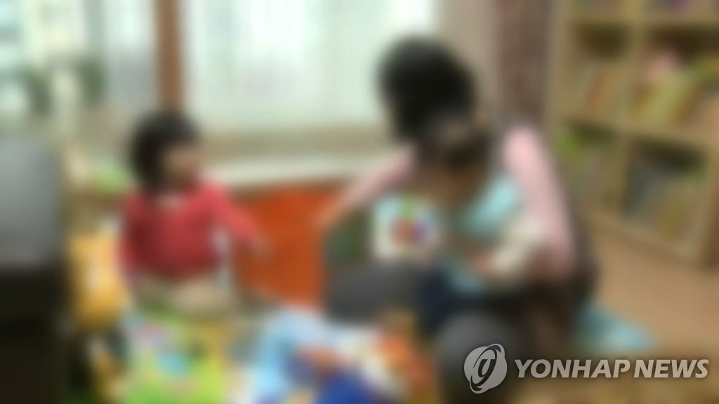 워킹맘 80%·전업맘 70% "자녀 방학은 스트레스" - 1